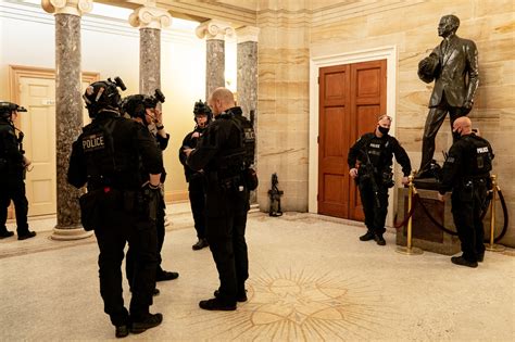 Police Investigating Whether Lawmakers Gave Rioters Tour of Capitol Before Siege - The New York ...