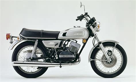 Yamaha RD350 Images, Wallpapers and Photos