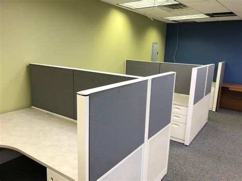 Used Office Cubicles : LOT OF 5 CUBICLES/PARTITIONS by STEELCASE at ...