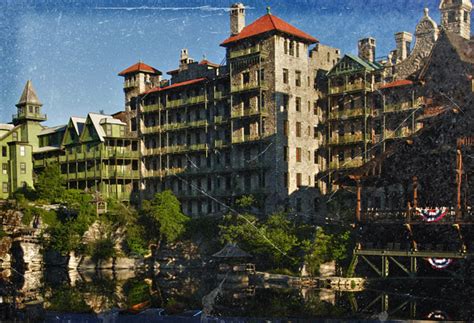 Haunted Mohonk Mountain House & Stephen King - FrightFind