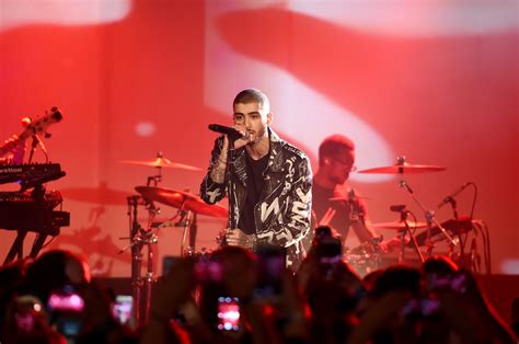 Watch Zayn Malik's First Solo Concert at Album Release Party - Rolling ...