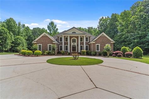 Jonesboro, GA Real Estate - Jonesboro Homes for Sale | realtor.com®