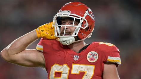 NFL Week Five Stats: Travis Kelce makes history with four-TD effort and ...