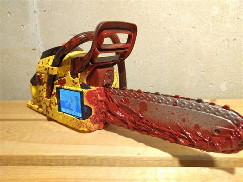 Guy gets Doom running on a chainsaw - VG247