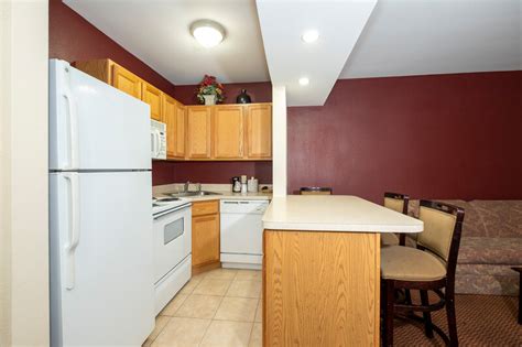 Budget, Pet Friendly Hotel in Hazleton, PA 18202 | Red Roof Inn