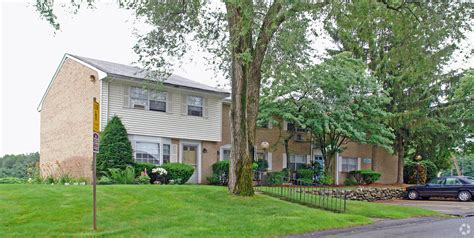 Riverview Gardens - Apartments in Nashua, NH | Apartments.com