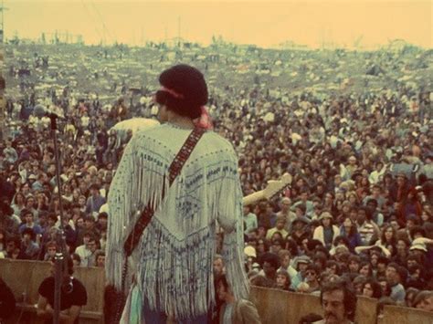 Jimi Hendrix in Woodstock, 1969 Jimi Hendrix Woodstock, Woodstock 1969 ...