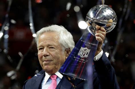 Robert Kraft Gifts Patriots With 50-Year Old Cigars After Super Bowl ...