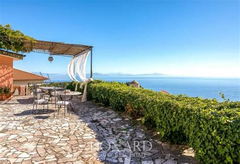 Charming Sea-facing Villa On The Amalfi Coast | Lionard