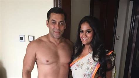 Salman Khan reveals sister Arpita Khan Sharma tested positive for Covid-19, she issues a ...