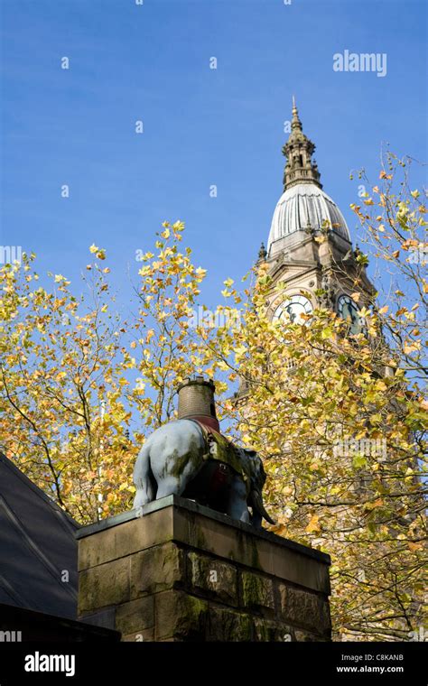 The Albert Halls also known as Bolton Town Hall, Victoria Square ...