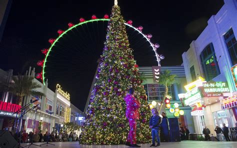 10 Reasons Why You Should Spend the Holidays in Las Vegas