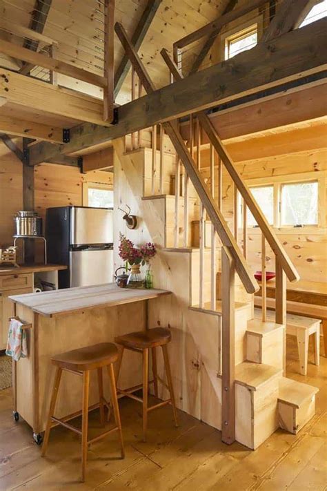 600-square-foot off the grid cabin surrounded by wilderness in Minnesota