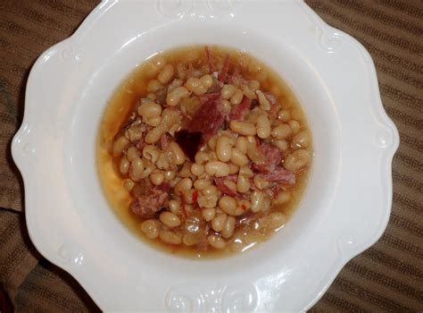 Soup-a-Woman: Deliberate Leftovers: Slow-Cooker Ham and Great Northern Bean Soup