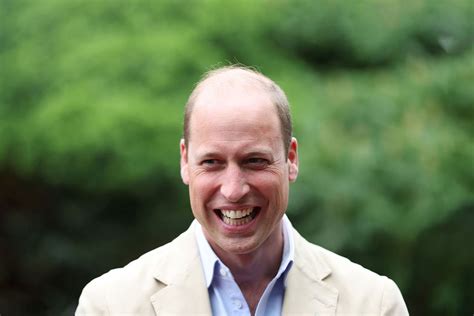 Why is Prince William serving veggie burgers out of a food truck? - TrendRadars