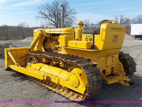 1952 Caterpillar D6 dozer in Greenwood, MO | Item L3195 sold | Purple Wave