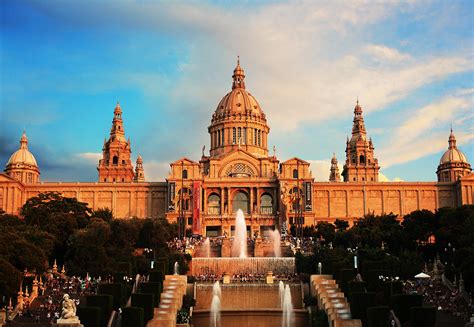 10 Top Tourist Attractions in Barcelona (with Photos & Map) - Touropia