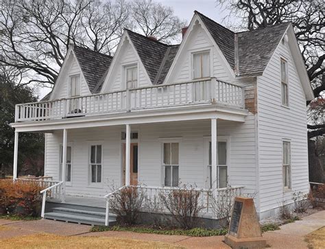 15 Amazing Historic Homes In Texas That You Need To Visit