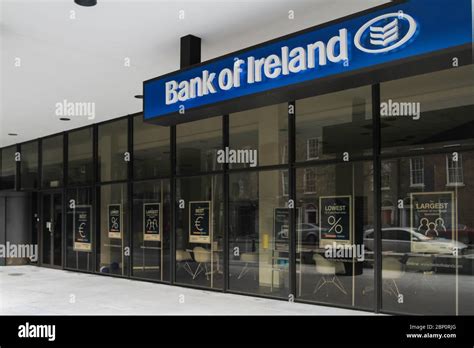 Bank of ireland logo hi-res stock photography and images - Alamy