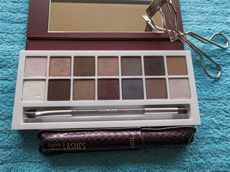 Clinique Sweet As Honey Eyeshadow Palette reviews in Eye Palettes - ChickAdvisor