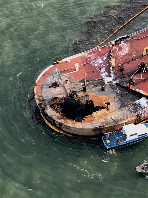 Oil Cleanup Continues in Texas After Barge Explosion, Fire – gCaptain