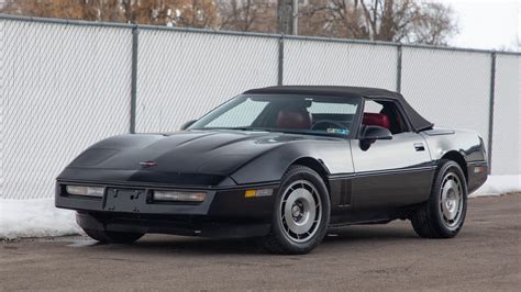 1989 Chevrolet Corvette Convertible at Glendale 2020 as F268 - Mecum ...