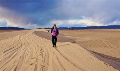 Camping at the Dumont Dunes south of Death Valley NP