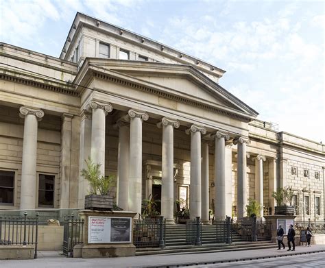 Manchester Art Gallery - Marvellous Days Out