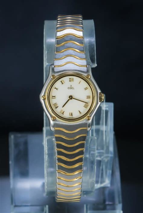 Ebel Gold\Steel Wave Lady's Classic 25MM - TOP CONDITION - Pawndeluxe