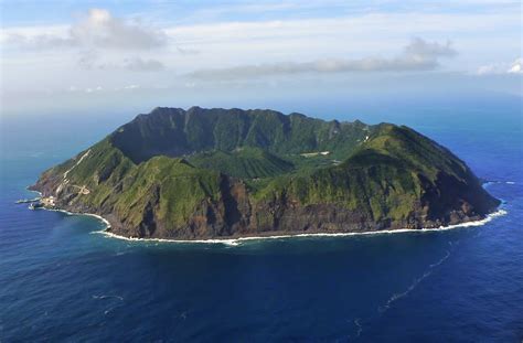 Beauty of Nature: Aogashima Volcano Japan:A Wonderful Island