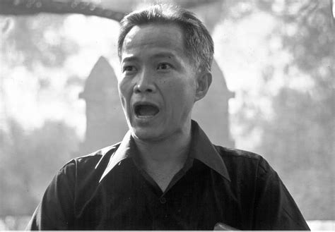 Facing Genocide - Khieu Samphan and Pol Pot (... - SFdb