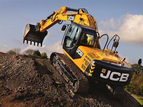 TOP 5 TIPS FOR EXTENDING THE LIFE OF AN EXCAVATOR TRACK – Auto Skup