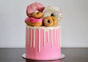 Donut Cake – The Baking Angel