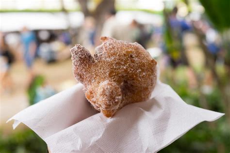 Malasadas in Hawaii - Onolicious Hawaiʻi