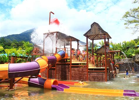 Kalambu combines a waterpark with thermal pools