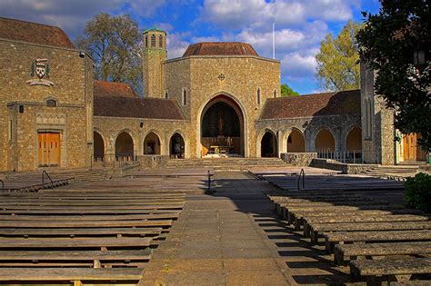 Explore Aylesford Priory (The Friars) in Kent, England | PicturesOfEngland.com