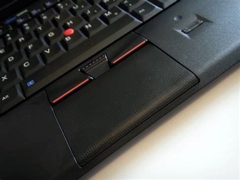 Lenovo ThinkPad X220 Hands On, Details, Specs And Video