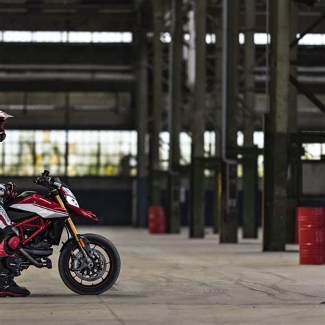 2020 Ducati Hypermotard 950 [Specs & Info] | wBW