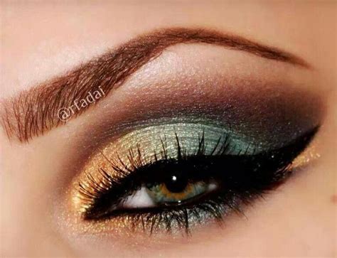 Green and gold #goldgreeneyemakeup | Eye makeup styles, Skin makeup ...