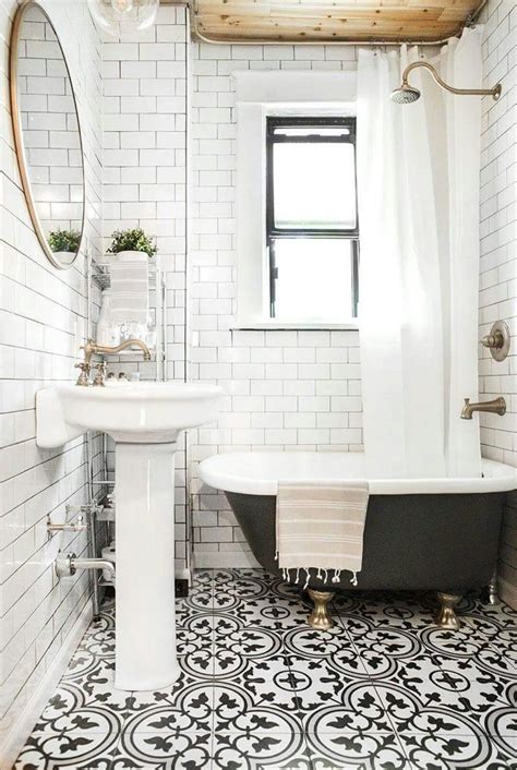 Subway tile and painted clawfoot tub in bathroom. Love. | Black white ...