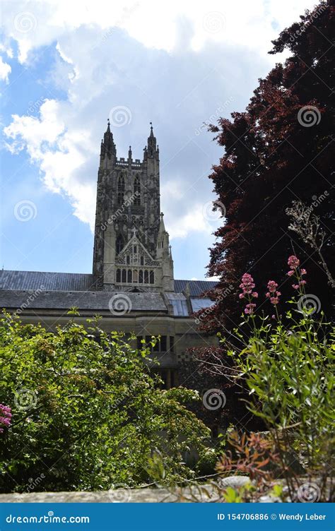 Visitors Enjoy the Canterbury Cathedral Open Gardens Editorial Photo - Image of flock, enjoy ...