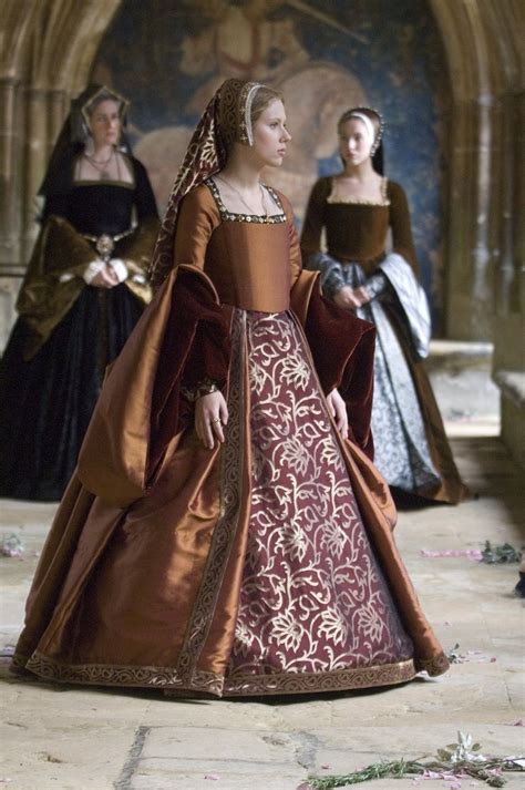 The Other Boleyn Girl Photo: The Other Boleyn Girl | Renaissance fashion, Renaissance dresses ...