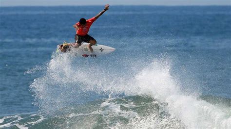 Surf de altos kilates en Punta Roca – Instituto Nacional de los Deportes de El Salvador