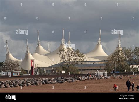 Beach butlins minehead somerset england hi-res stock photography and images - Alamy