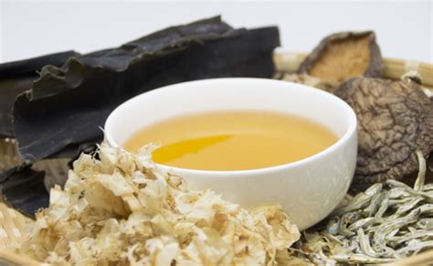 What is Dashi? Everything You Need to Know About Japanese Soup Stock