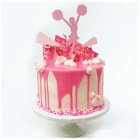 Pin by Julie Shurling on Cute | Cheerleading birthday cakes, Cheer ...