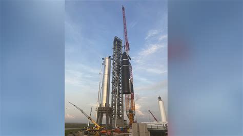SpaceX stacks Starship atop massive booster for 1st time to make the world's tallest rocket | Space