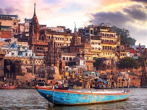 5 Most Divine & Famous Ghats In Banaras | Varanasi Ghats | Solitary Traveller