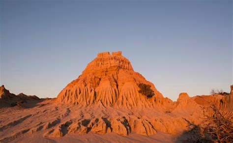 Why Mungo National Park is a Great Australian Wonder | Travel Insider