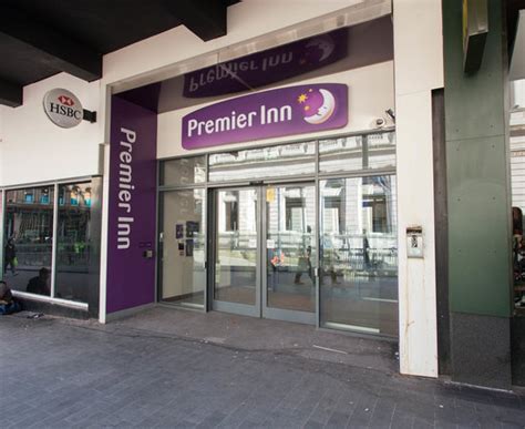 Premier Inn Birmingham City Centre (New St Station) Hotel - UPDATED 2018 Prices & Reviews ...